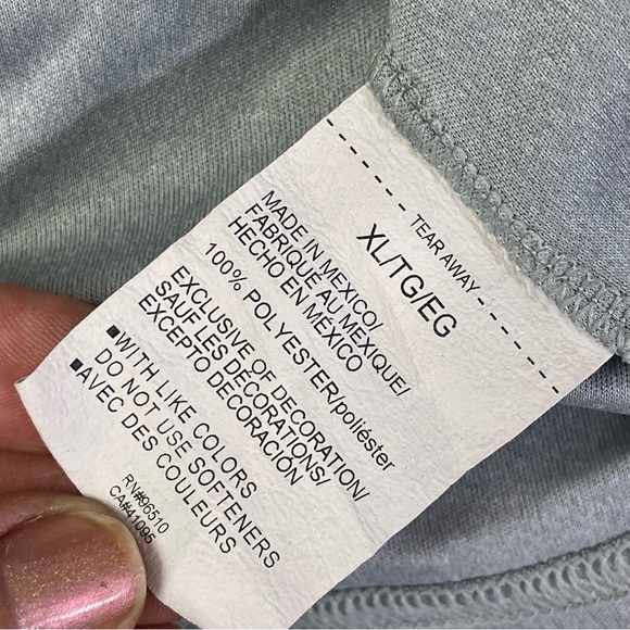 Under Armor Mens XL  1/4 zip up shirt - Picture 8 of 11